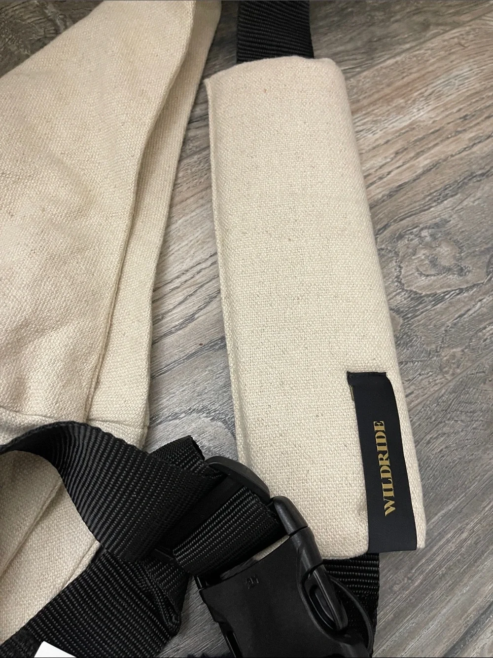 NWT Wildride Sand Linen Toddler Carrier